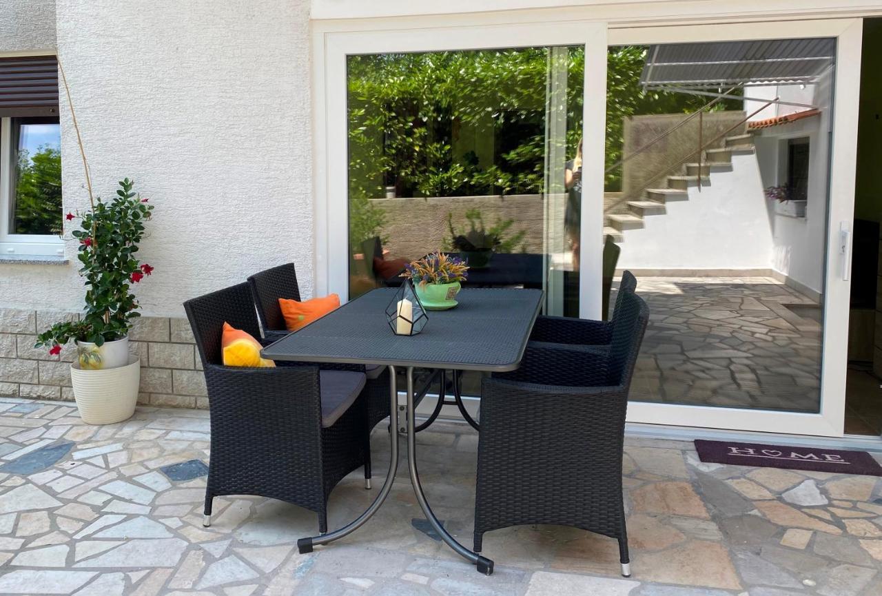 Guesthouse Villa Stanger لوفغان المظهر الخارجي الصورة